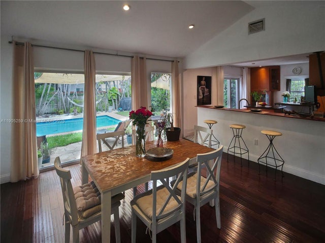 5 of 58 - 1368 Normandy Dr, Miami Beach, FL