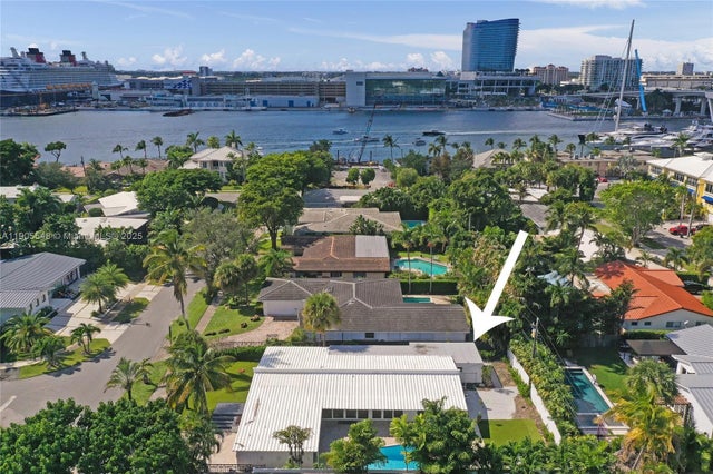 2 of 36 - 2201 Se 19th St, Fort Lauderdale, FL