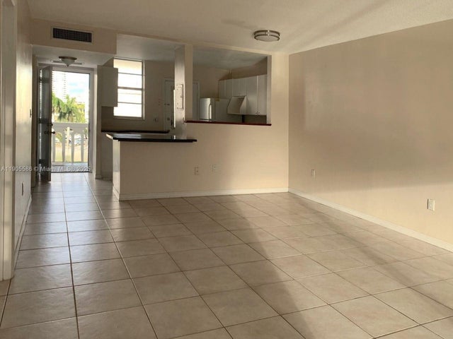 3 of 15 - 2855 Leonard Dr H404, Aventura, FL