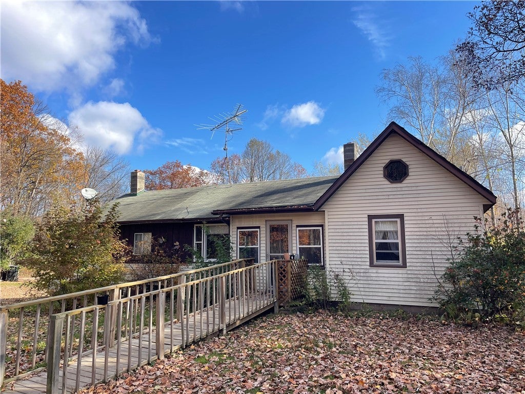 N436 Metcalf Road, New Auburn