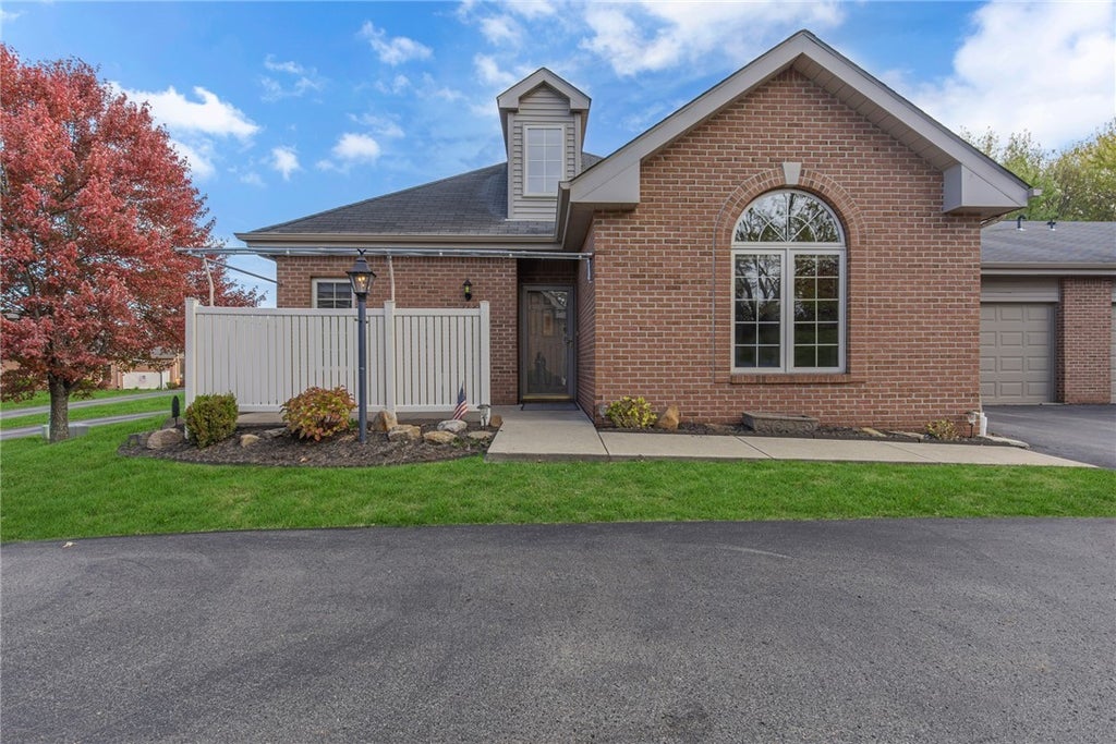 116 Windcrest Court, Chippewa