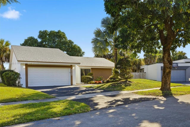 2 of 36 - 3580 Nw 73rd Ave, Lauderhill, FL