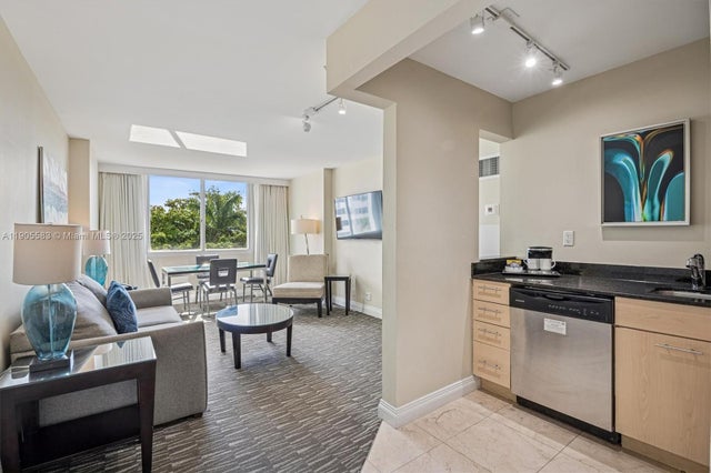 2670 E Sunrise Blvd 409, Fort Lauderdale