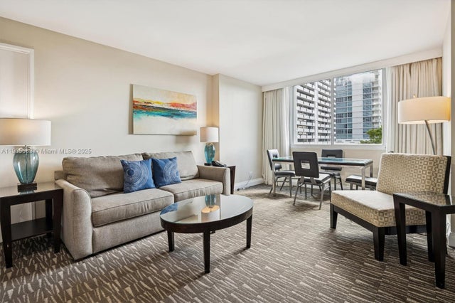 3 of 32 - 2670 E Sunrise Blvd 409, Fort Lauderdale, FL