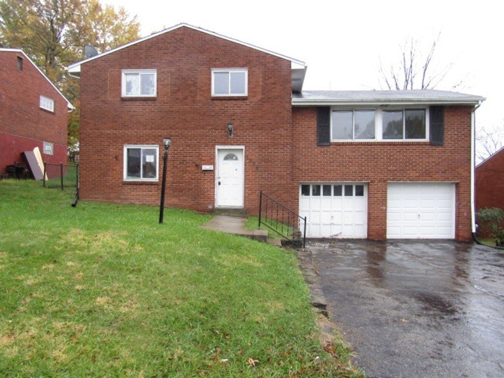 1325 Cardinal Drive, Scott