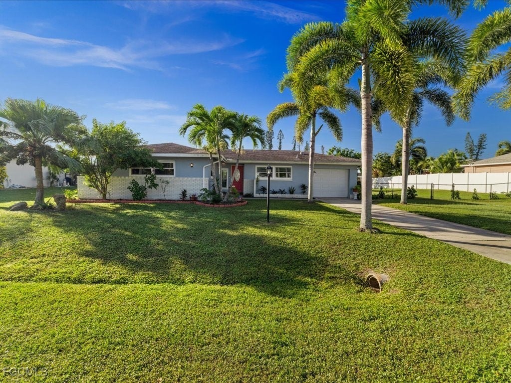 244 Se 45th Ter, Cape Coral