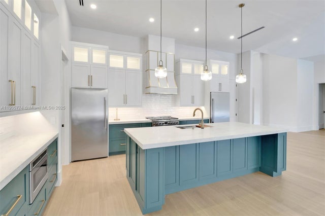 5 of 26 - 538 13th St Sw, Naples, FL