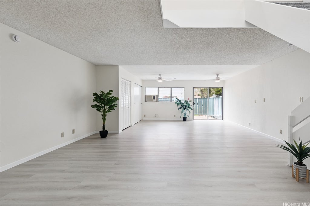 (unit #250) 95-400 Hokukea Court, Mililani