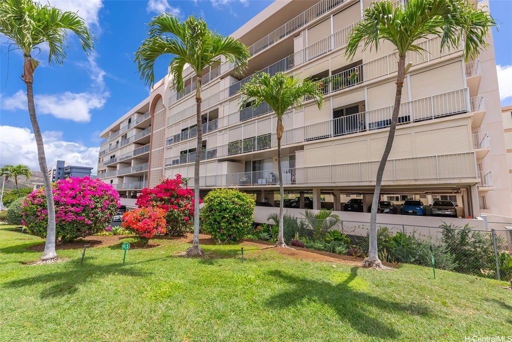 (unit #503) 909 Ala Lilikoi Street, Honolulu