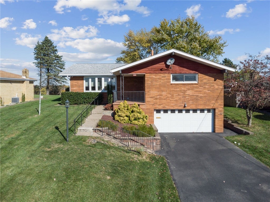 1268 Richard Road, North Huntingdon