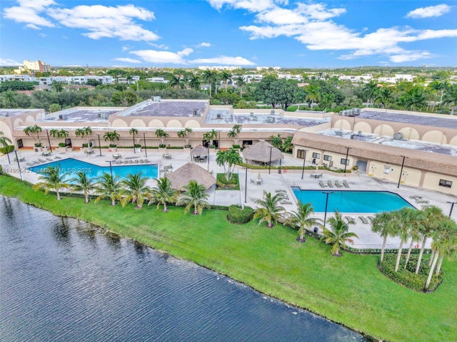 3 of 25 - 453 Lakeview Dr 1, Weston, FL