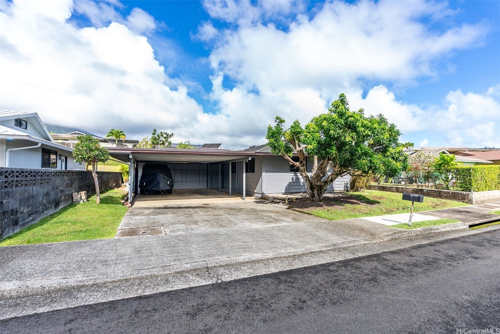 47-449 Aiai Place, Kaneohe