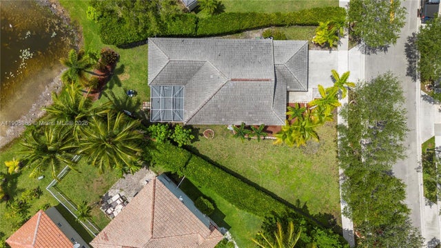 2 of 41 - 649 Willow Bend Rd, Weston, FL