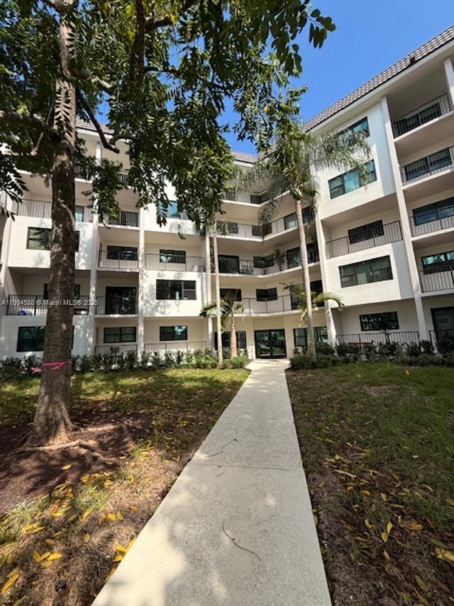 3 of 38 - 900 River Reach Dr 502, Fort Lauderdale, FL