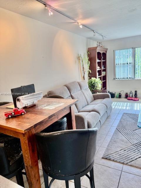 5 of 38 - 900 River Reach Dr 502, Fort Lauderdale, FL