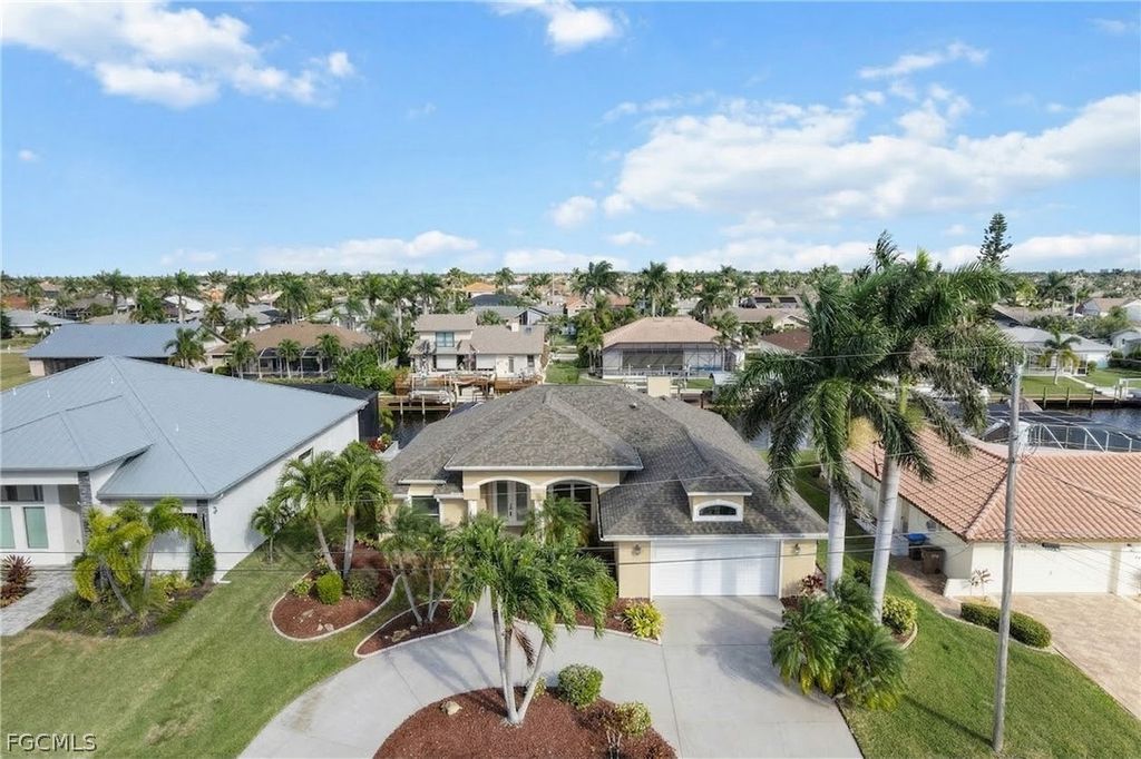5025 Sw 10th Ave, Cape Coral