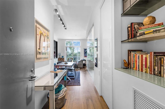 5 of 45 - 2001 Meridian Ave 404, Miami Beach, FL