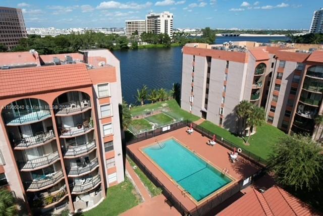 5201 Nw 7th St 507, Miami