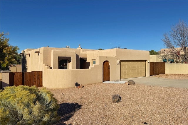 2917 Pueblo Halona, Santa Fe