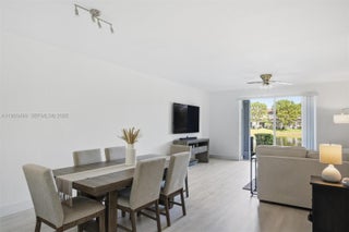 Photo of Listing #A11903499