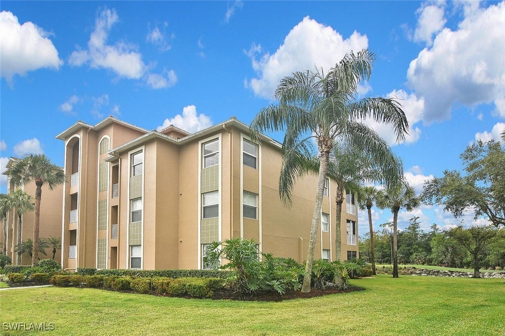 3830 Sawgrass Way 2946, Naples