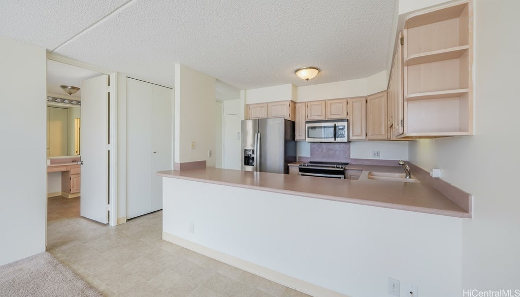 (unit #2411) 400 Hobron Lane, Honolulu