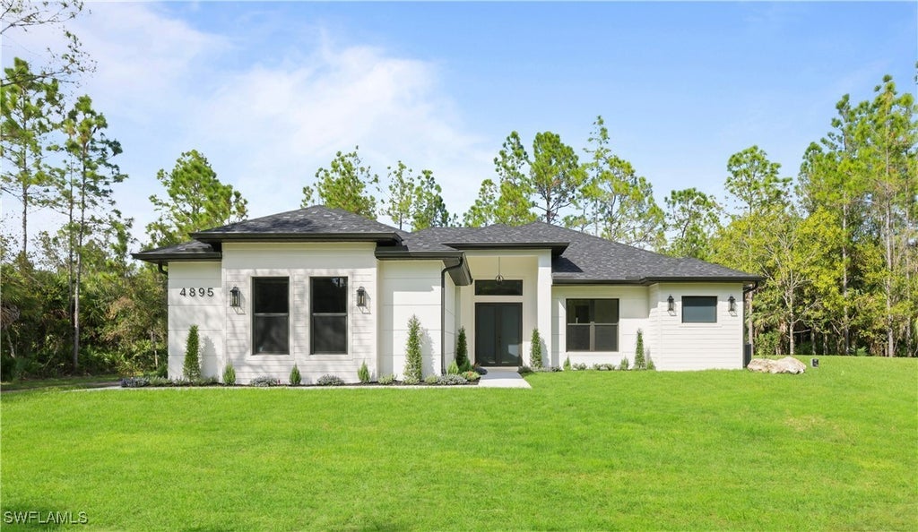 4895 22 Ave Se, Naples