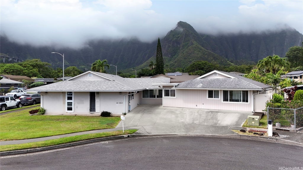 46-353 Kahuhipa Street, Kaneohe