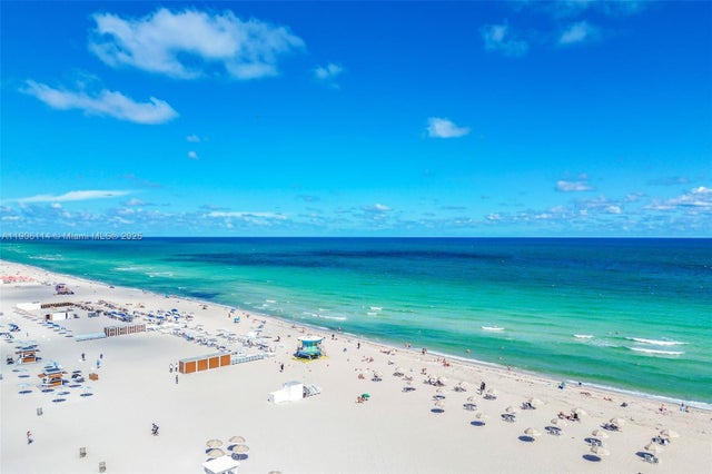 3 of 42 - 100 Lincoln Rd 502, Miami Beach, FL