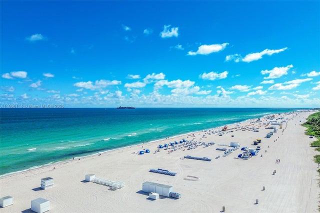 5 of 42 - 100 Lincoln Rd 502, Miami Beach, FL