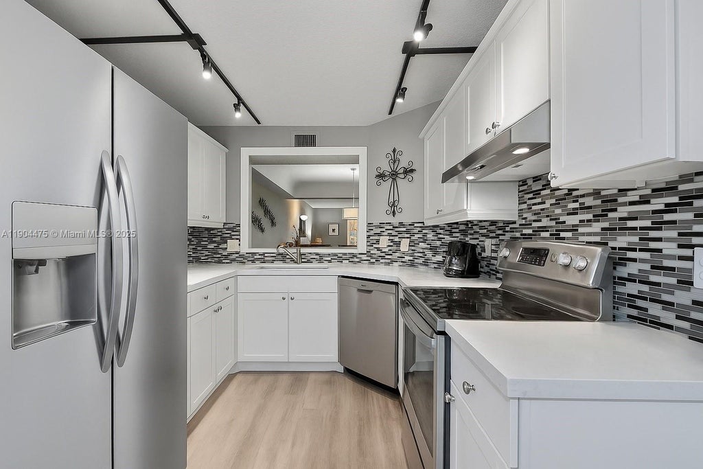 23249 N Barwood Ln N 102, Boca Raton