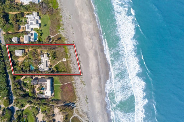 Photo of 247 S Beach Rd, Jupiter Island FL
