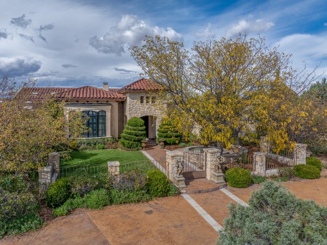 73 Sundance Drive, Santa Fe