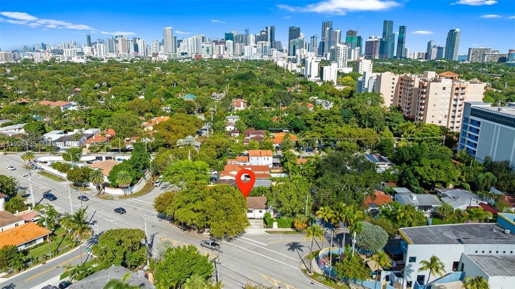 375 Sw 32nd Rd, Miami