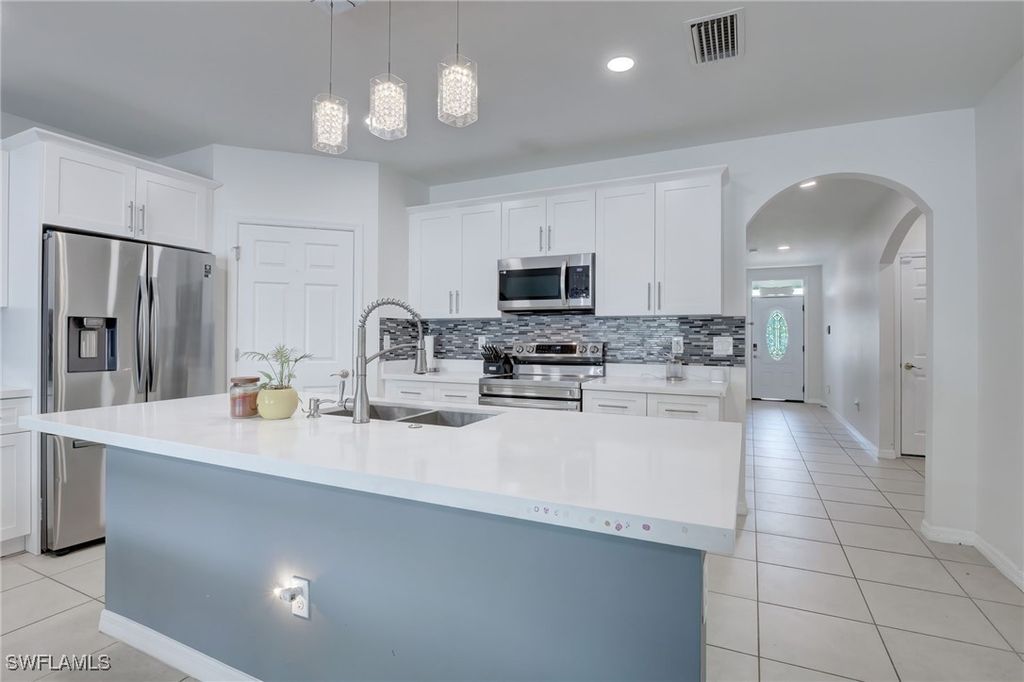 1626 Sw 6th Ave, Cape Coral
