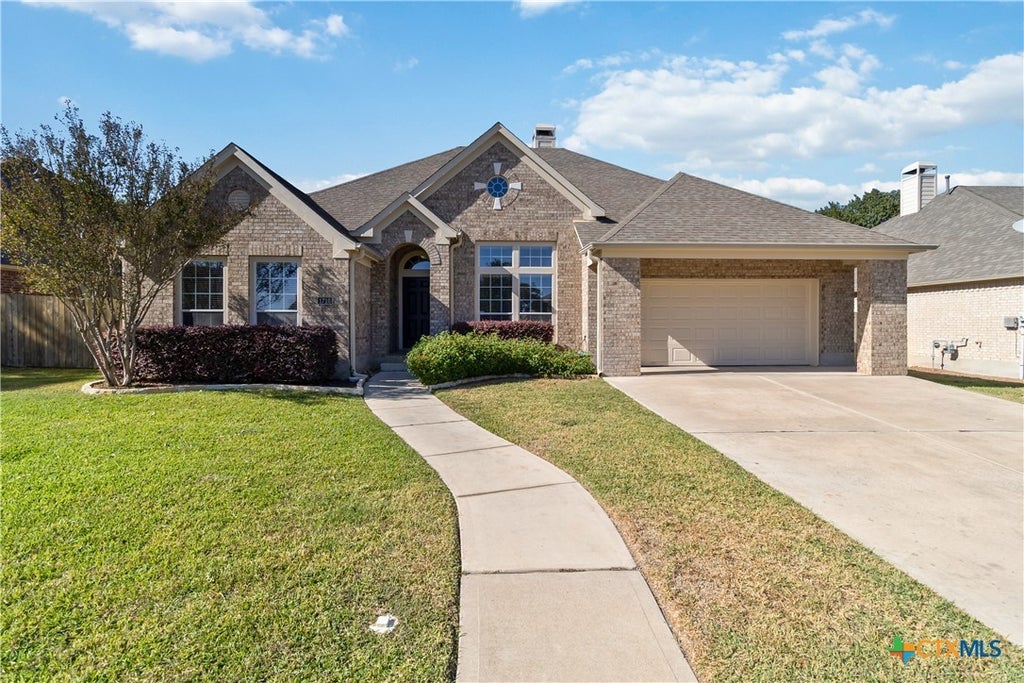 1716 Oak Wind, New Braunfels
