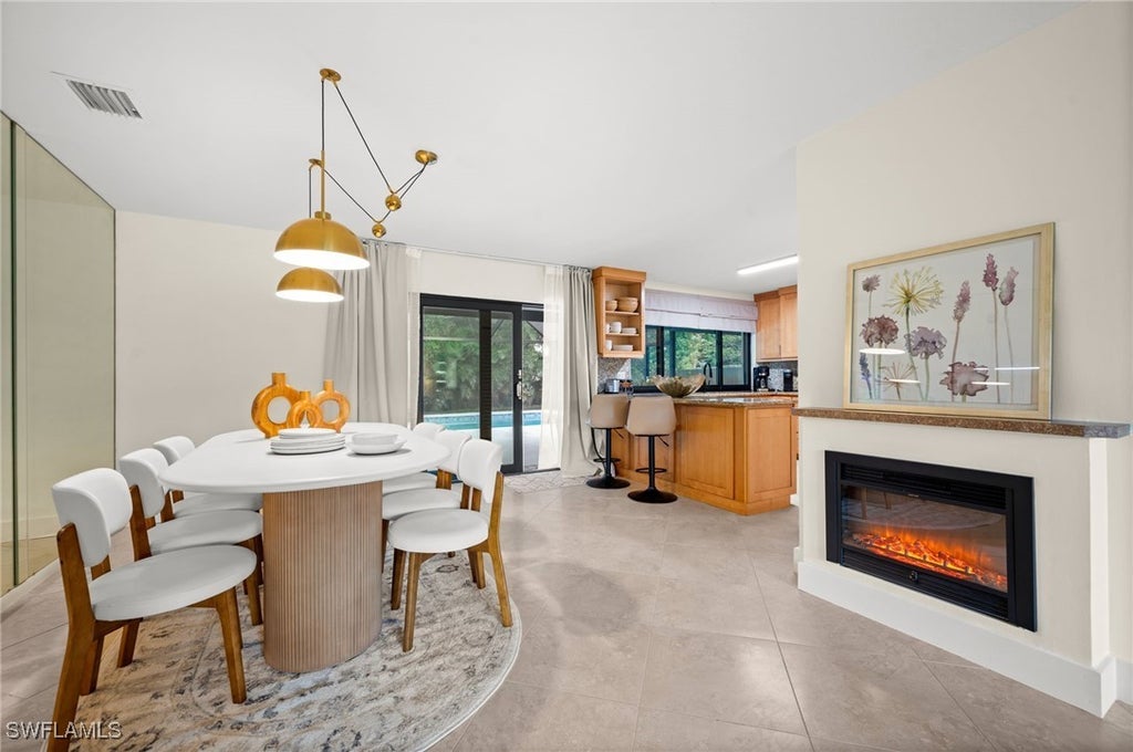 472 Palm River Blvd, Naples