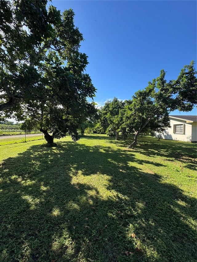 2 of 7 - 22900 Sw 172nd Ave, Miami, FL