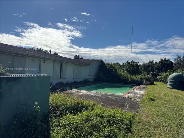 5 of 7 - 22900 Sw 172nd Ave, Miami, FL