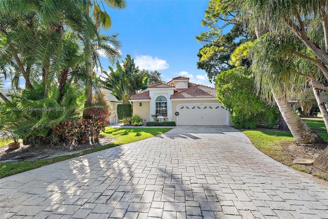 Photo of 12960 Oak Knoll Drive, Palm Beach Gardens FL