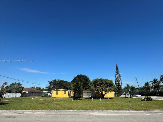 2 of 91 - 733 Nw 27th Ave, Fort Lauderdale, FL