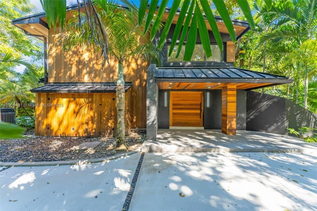 2 of 77 - 6525 Sw 133rd Dr, Pinecrest, FL