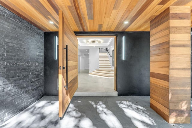 3 of 77 - 6525 Sw 133rd Dr, Pinecrest, FL