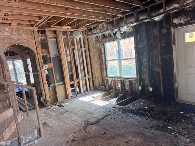 3 of 16 - 634 Nw 2nd Ave, Fort Lauderdale, FL