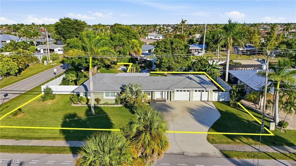 5229 Pelican Blvd, CAPE CORAL