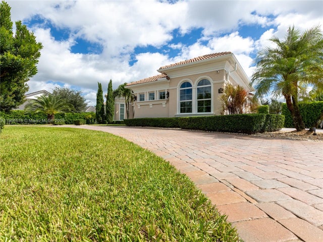 3 of 55 - 4950 E Sterling Ranch Cir, Davie, FL