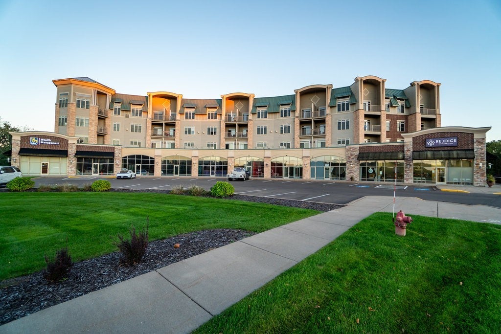 401 Pinnacle Way 208, Eau Claire