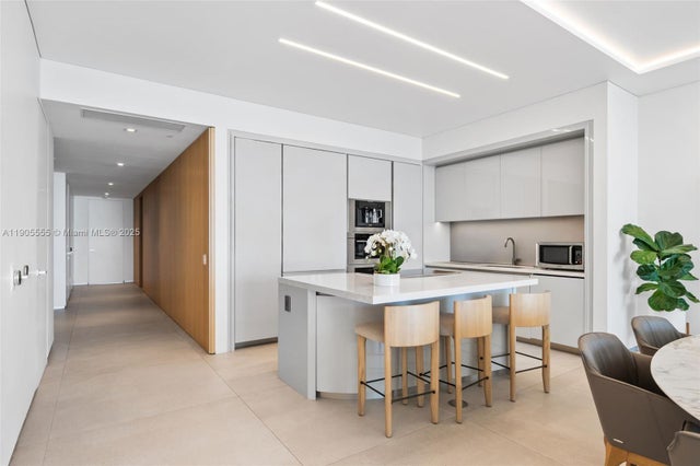 5 of 18 - 18975 Collins Ave 401, Sunny Isles Beach, FL