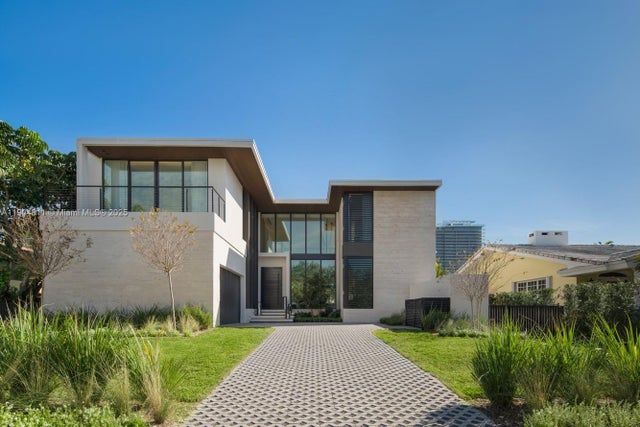 217 Bal Cross Dr, Bal Harbour