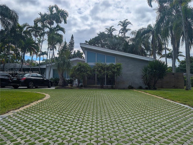 4 of 79 - 10460 Sw 110th St, Miami, FL